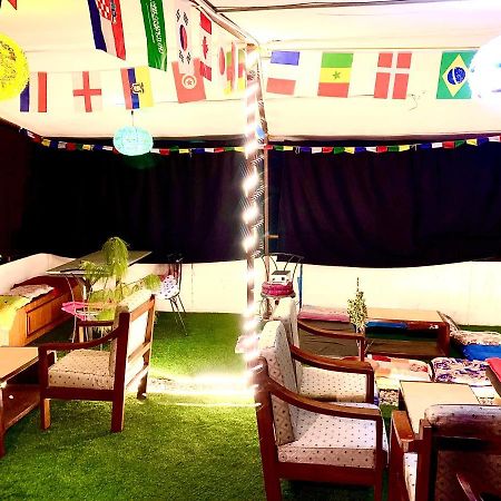 Hotel Plumeria Inn Катманду Экстерьер фото